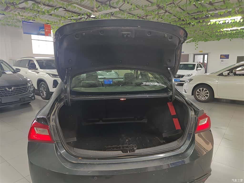 Chevrolet XL, 2017 19