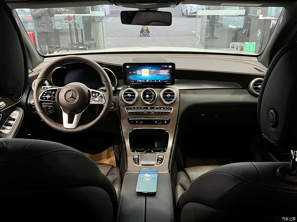 Mercedes-Benz GLC, 2023 16