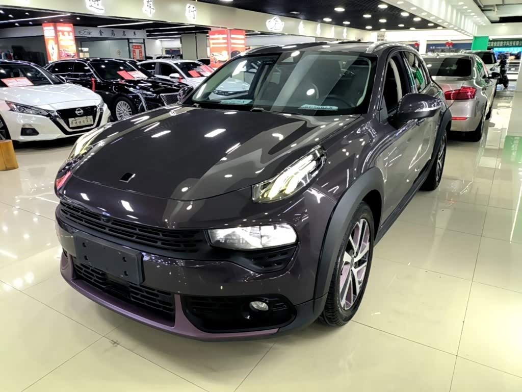 Lynk & Co 02