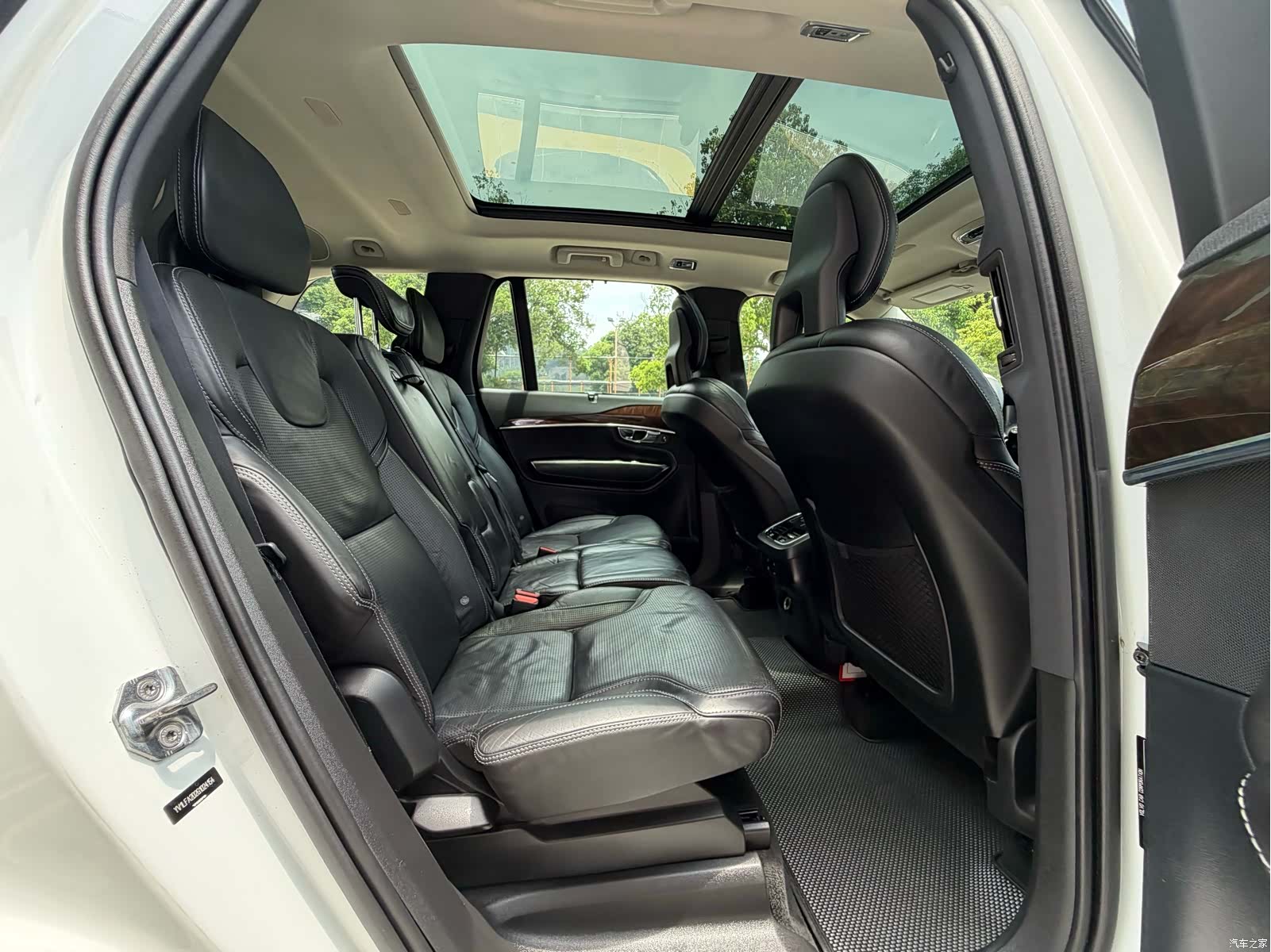 Volvo XC90, 2016 13