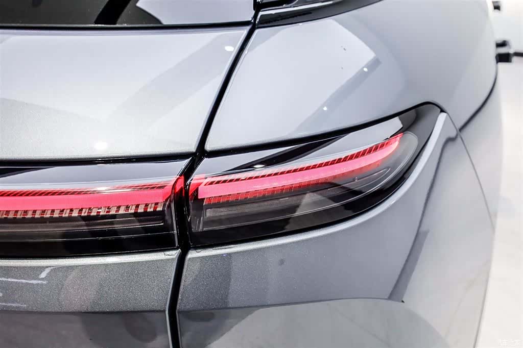 NIO ES6, 2025 25