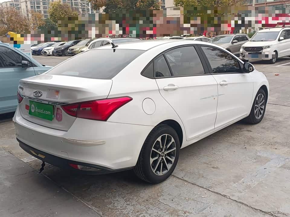 Chery Arrizo 5
