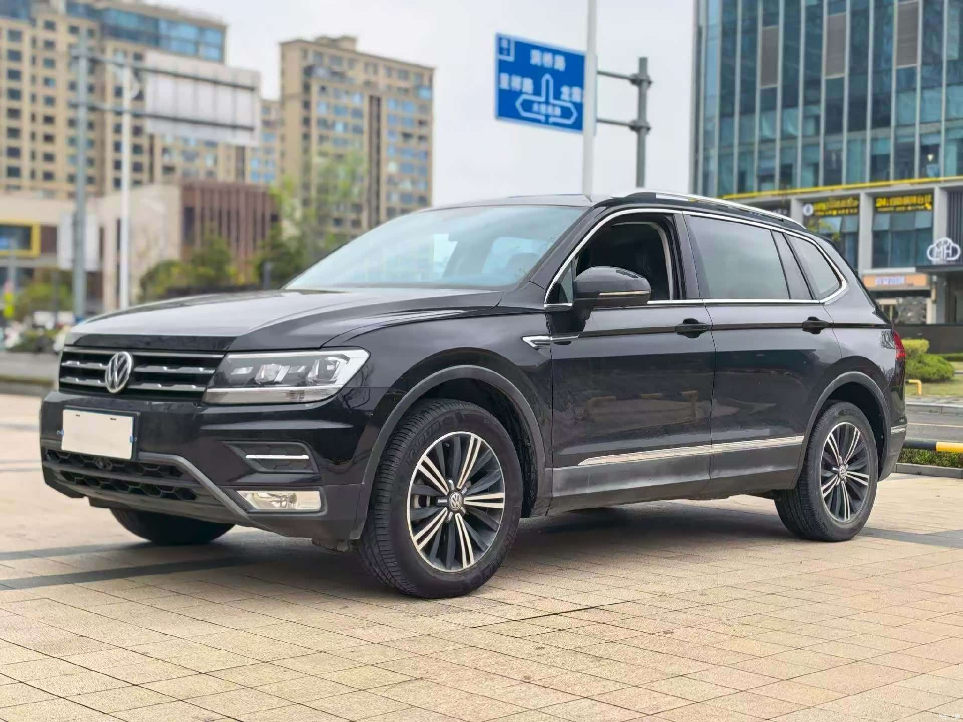 Volkswagen Tiguan L
