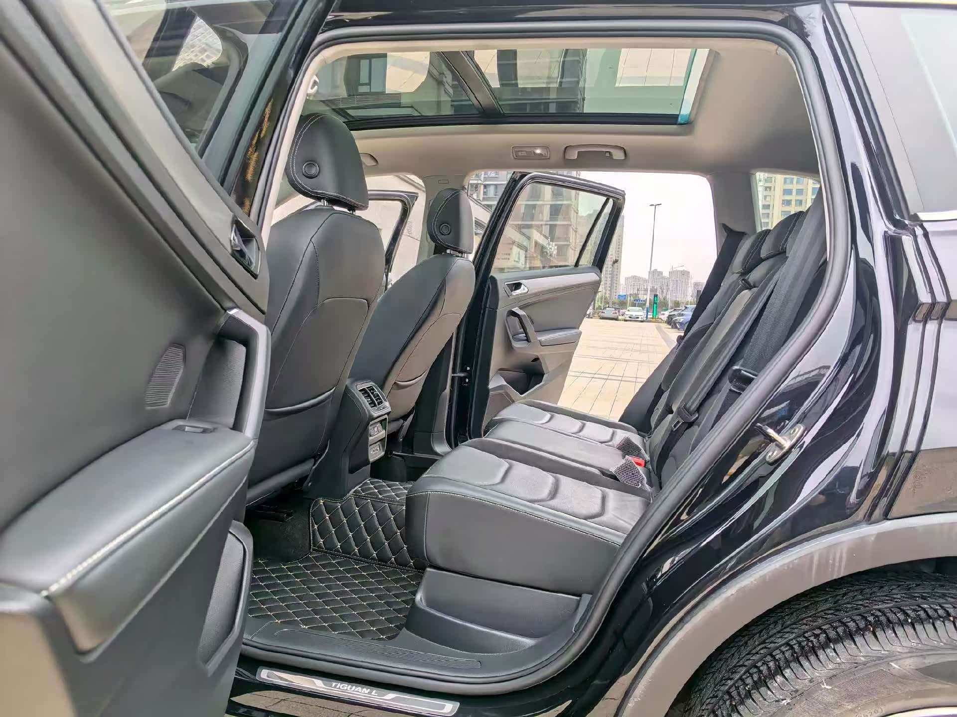 Volkswagen Tiguan L, 2020 8