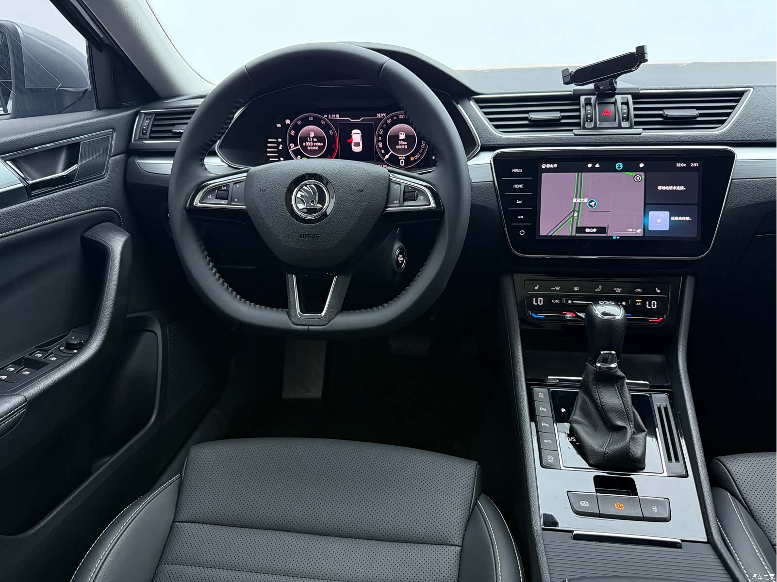 Skoda Superb, 2024 13