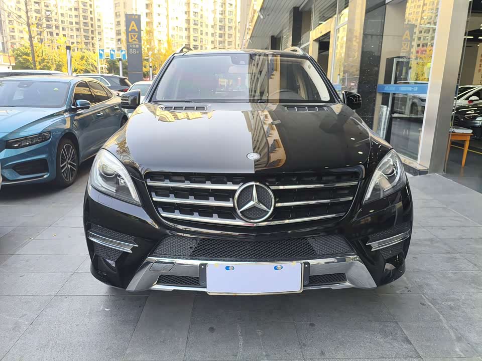 Mercedes-Benz M class