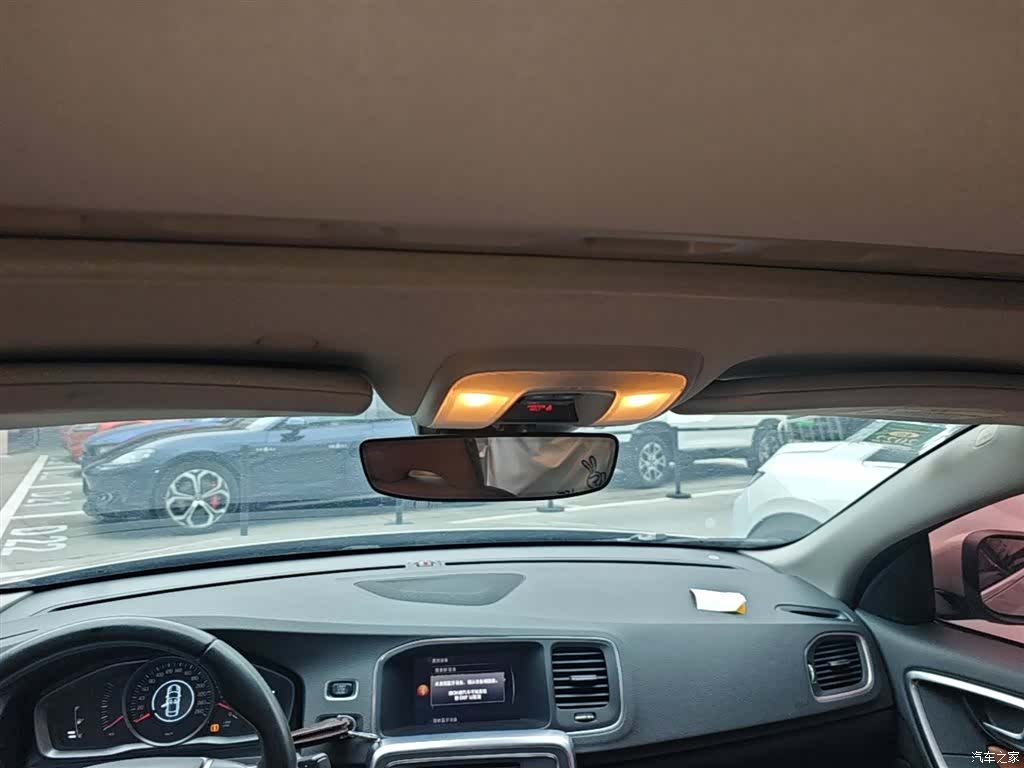Volvo S60, 2018 18