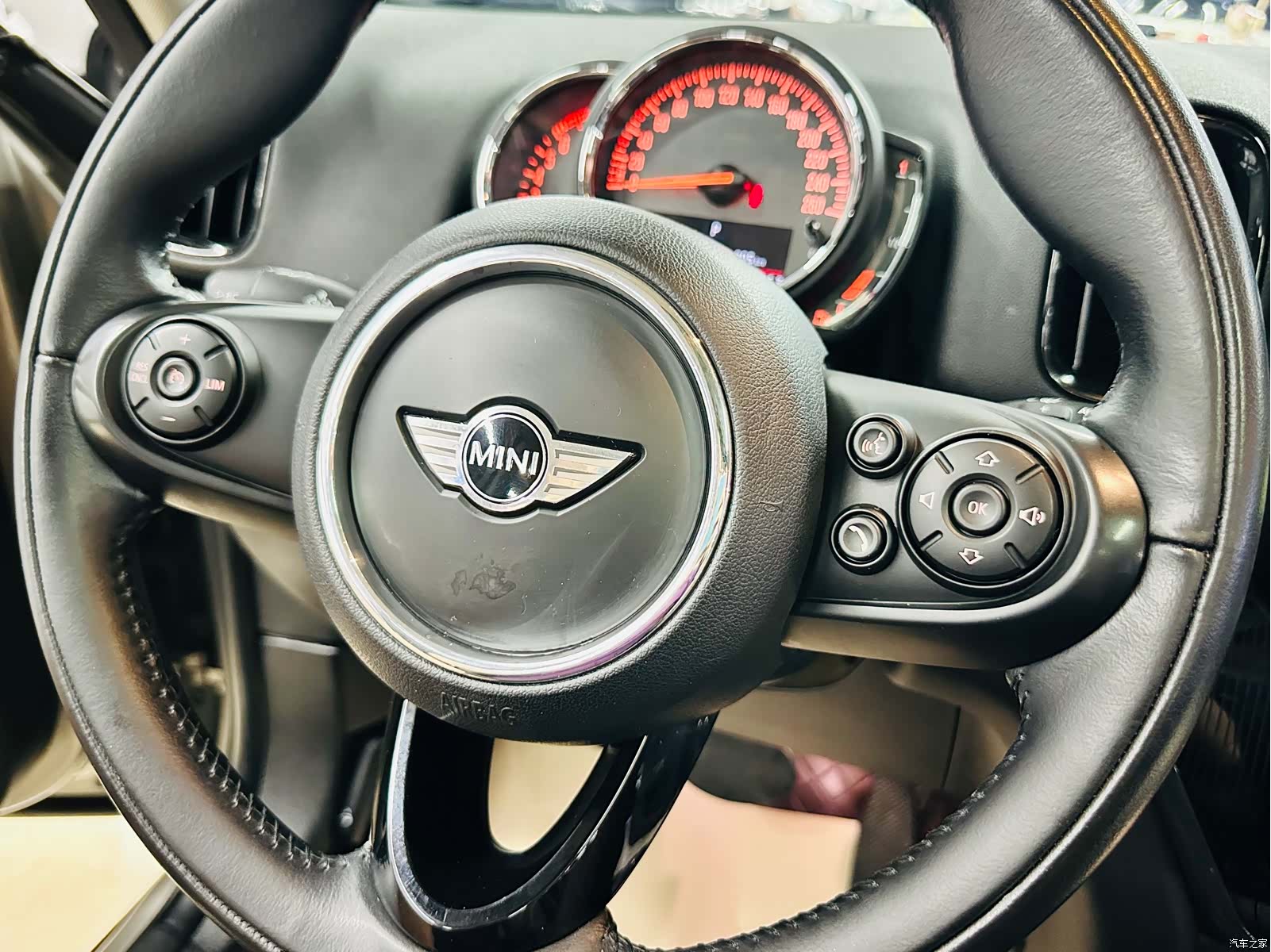 Mini Countryman, 2018 46