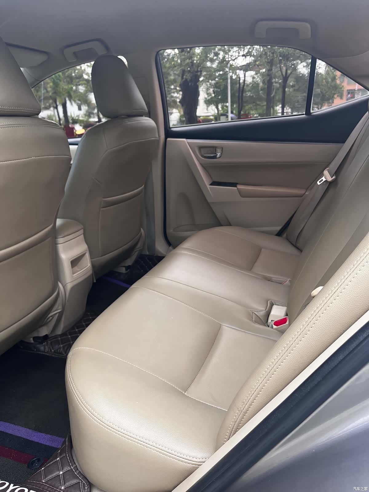 Toyota Corolla, 2015 9