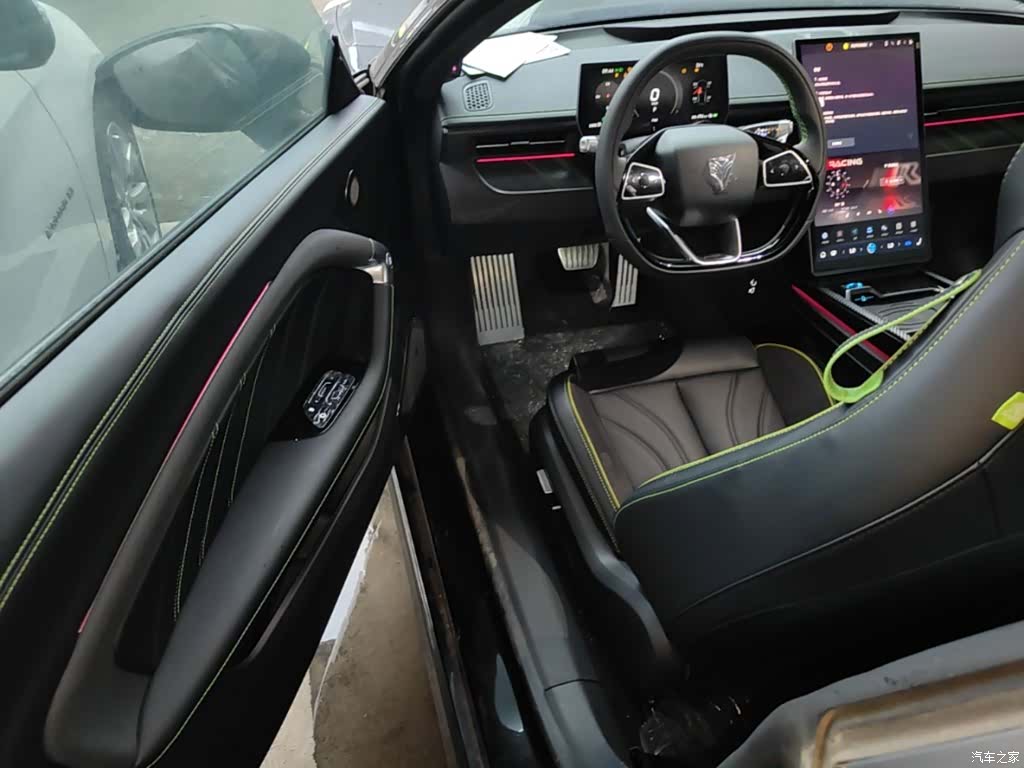 Neta GT, 2026 16