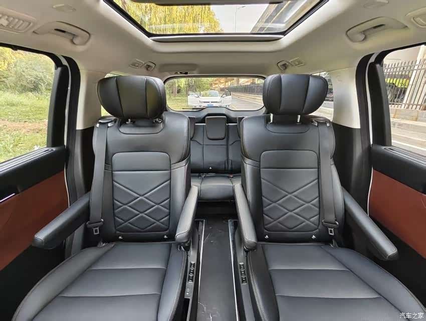 Trumpchi E8, 2024 8