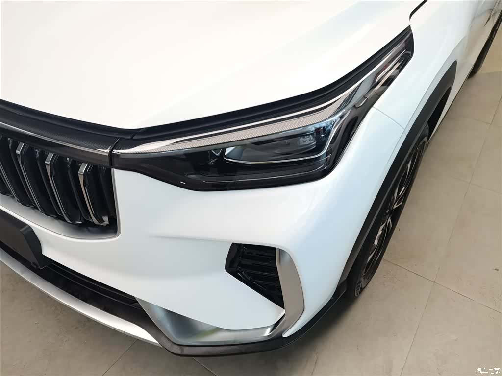 Geely Boyue, 2026 18