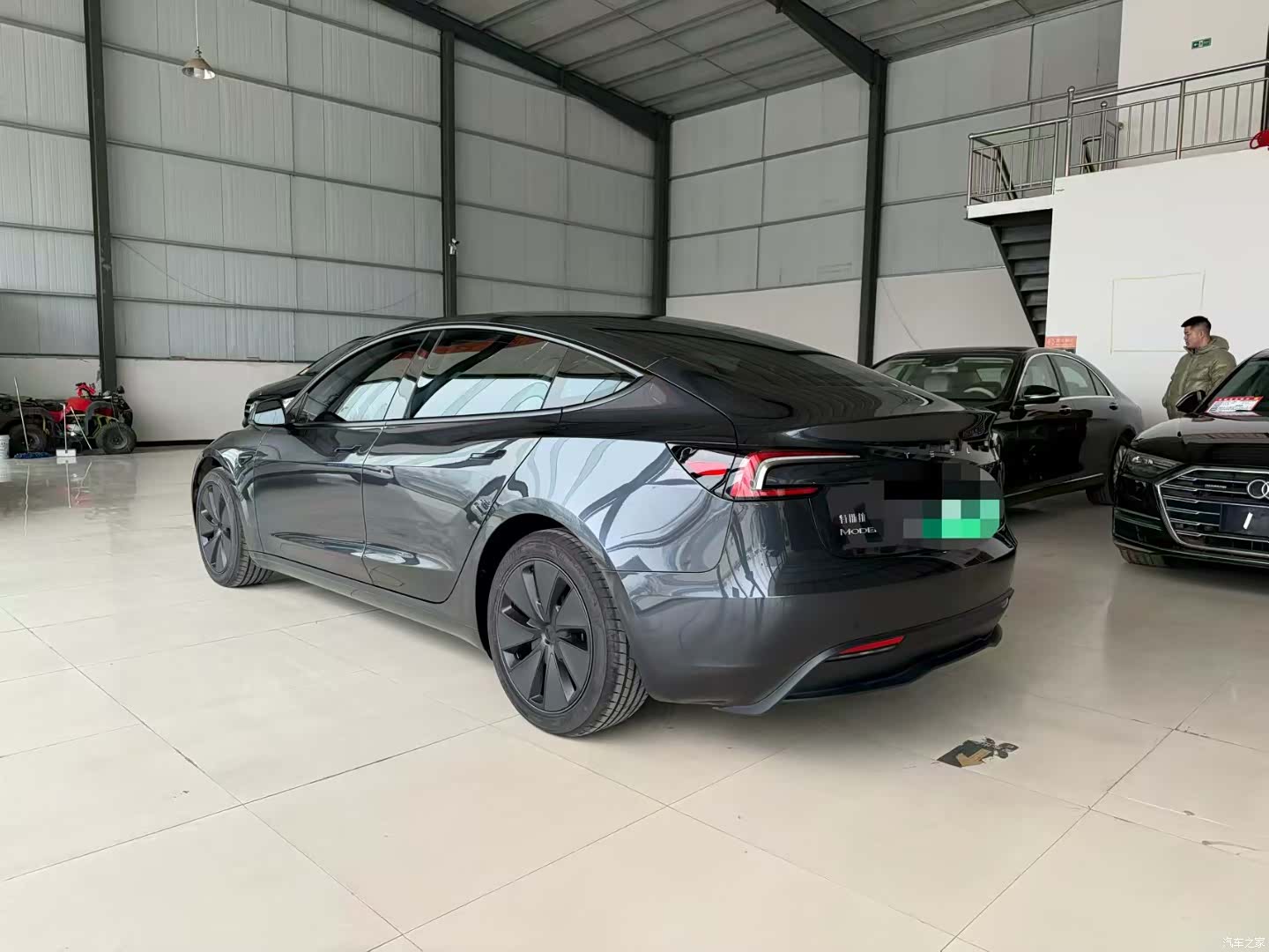 Tesla Model 3, 2026 все фото