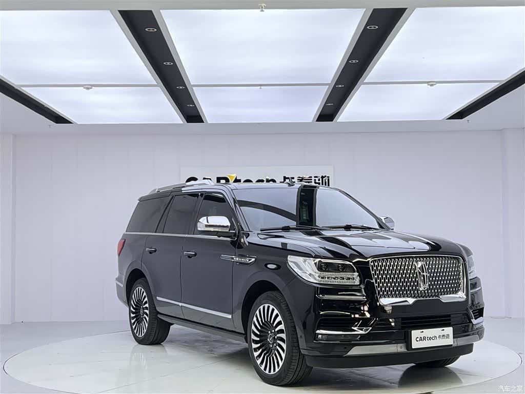 Lincoln Navigator, 2021 2