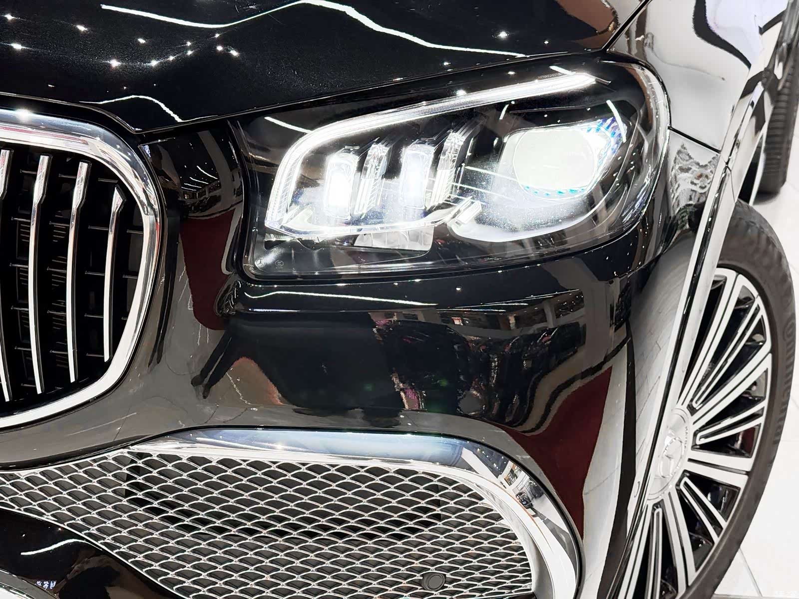 Maybach GLS, 2021 8