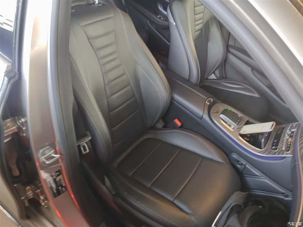 Mercedes-Benz E-Class, 2021 25