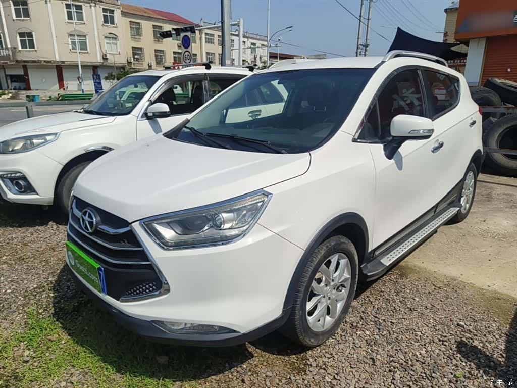 JAC S3, 2015 1