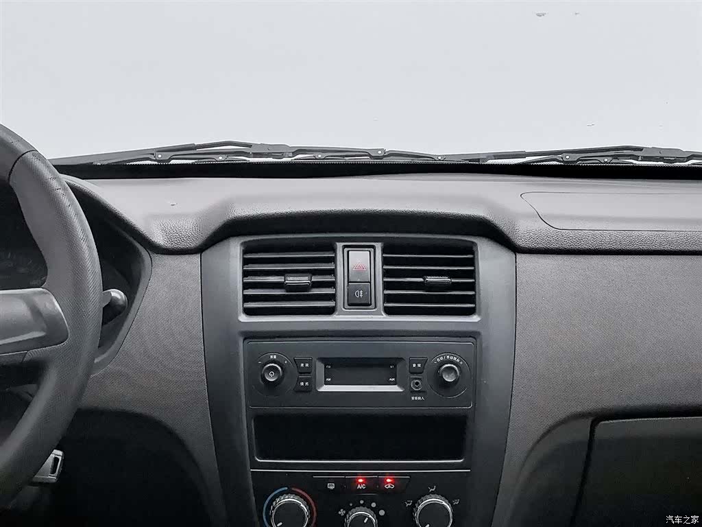 Wuling S, 2019 12