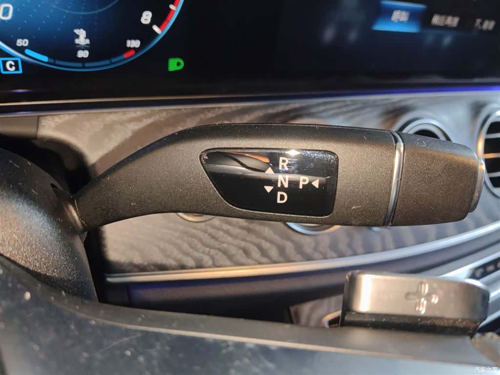 Mercedes-Benz E-Class, 2021 14