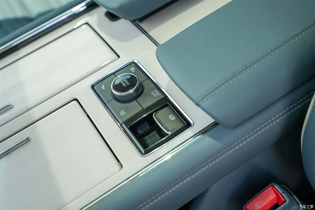 Lincoln Navigator, 2019 19