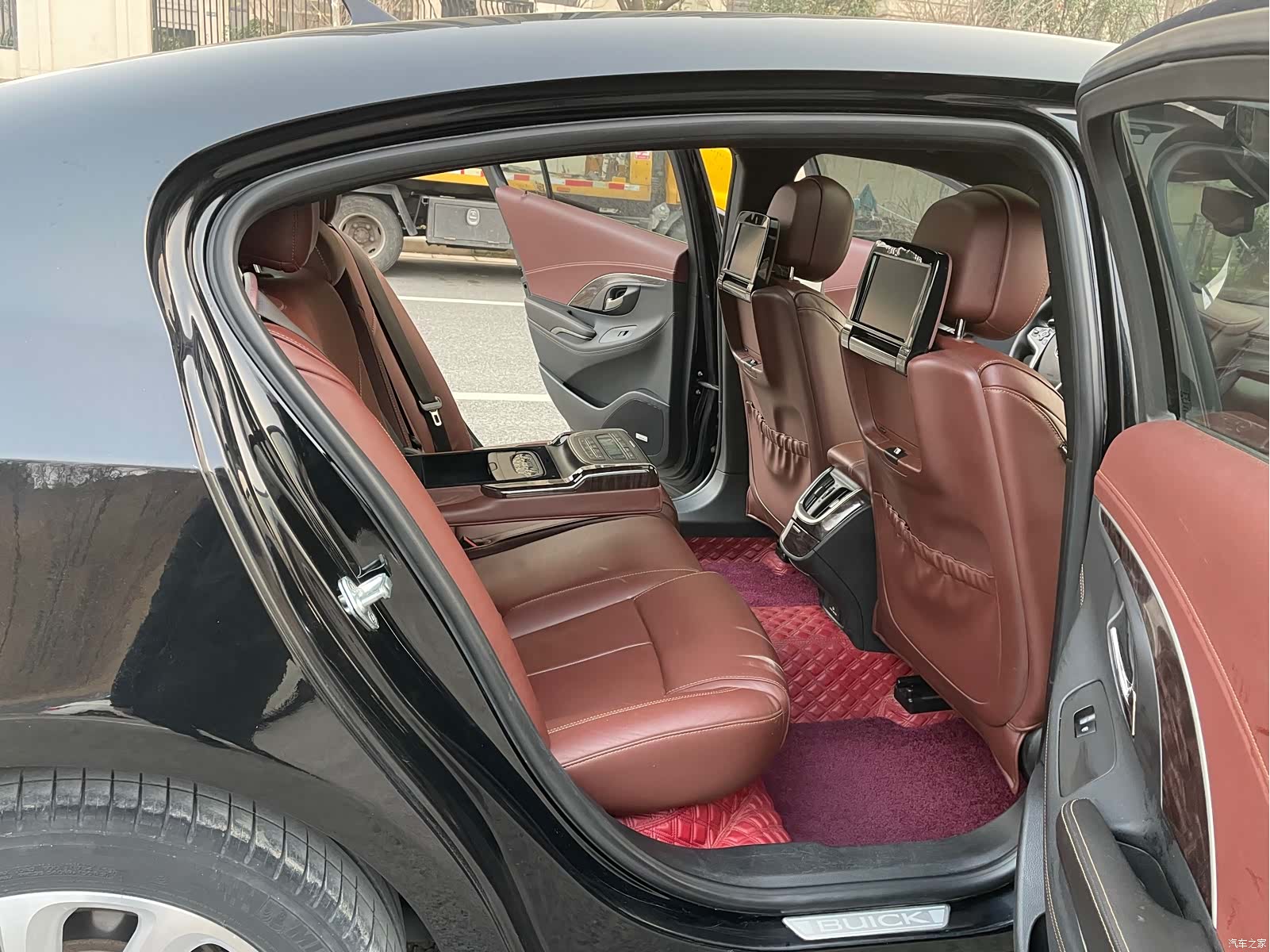 Buick LaCrosse, 2015 12