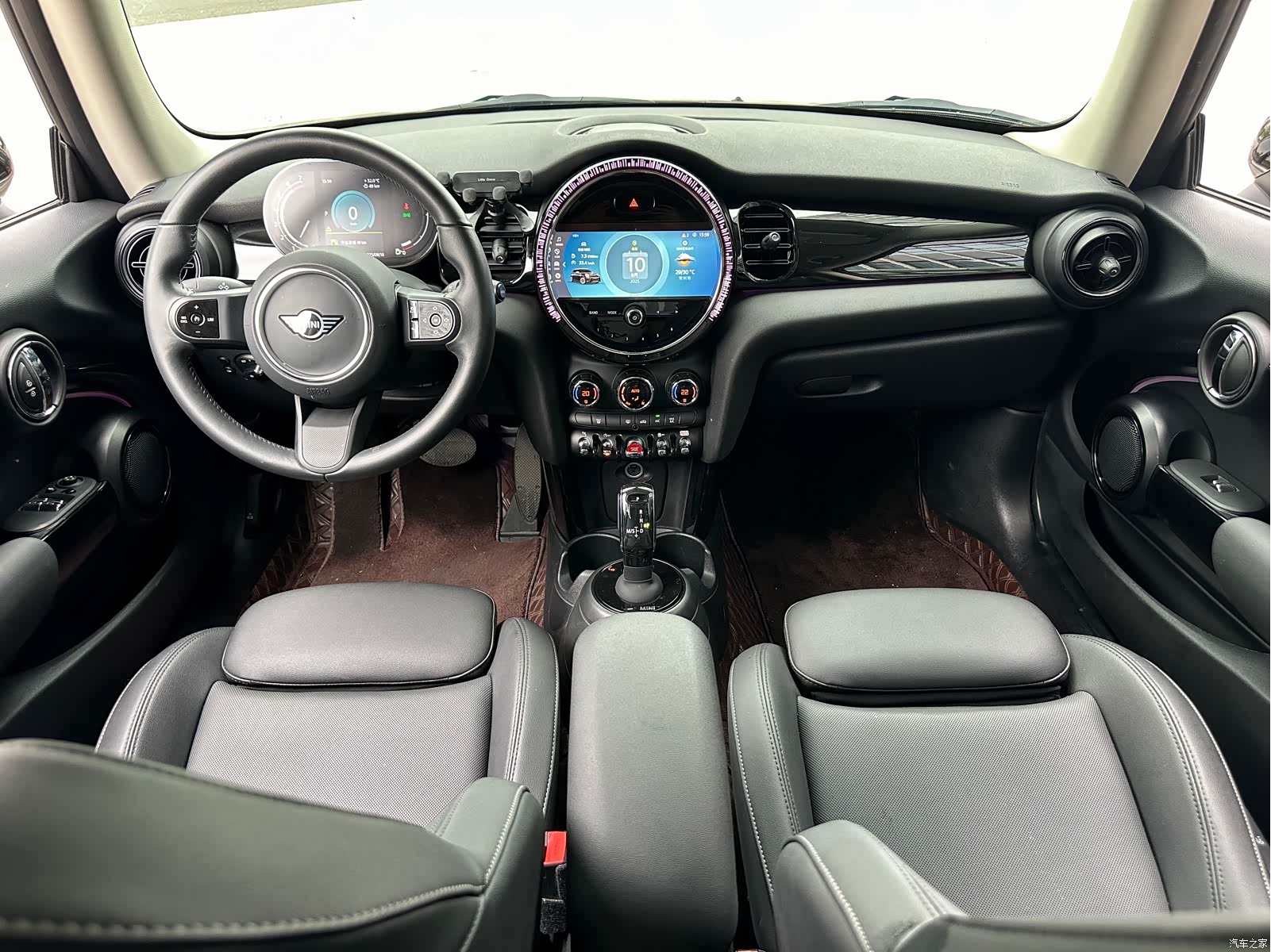 Mini Cooper, 2023 12
