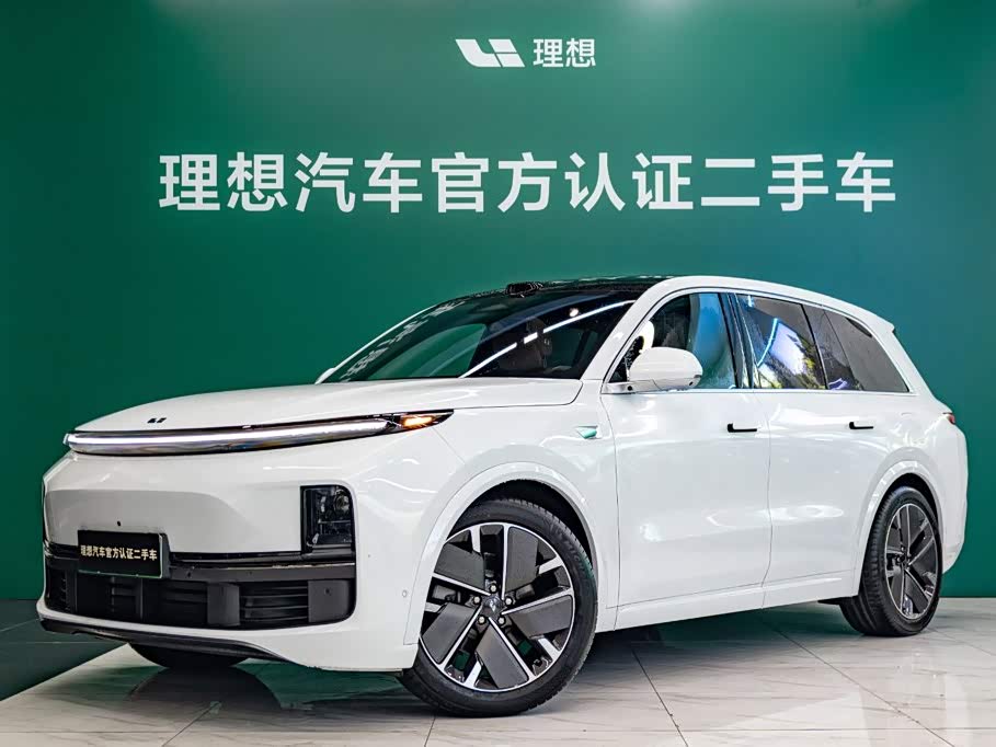 Li Auto L8