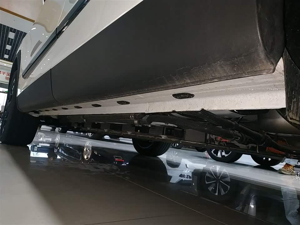 Chery Explore 06 C-DM