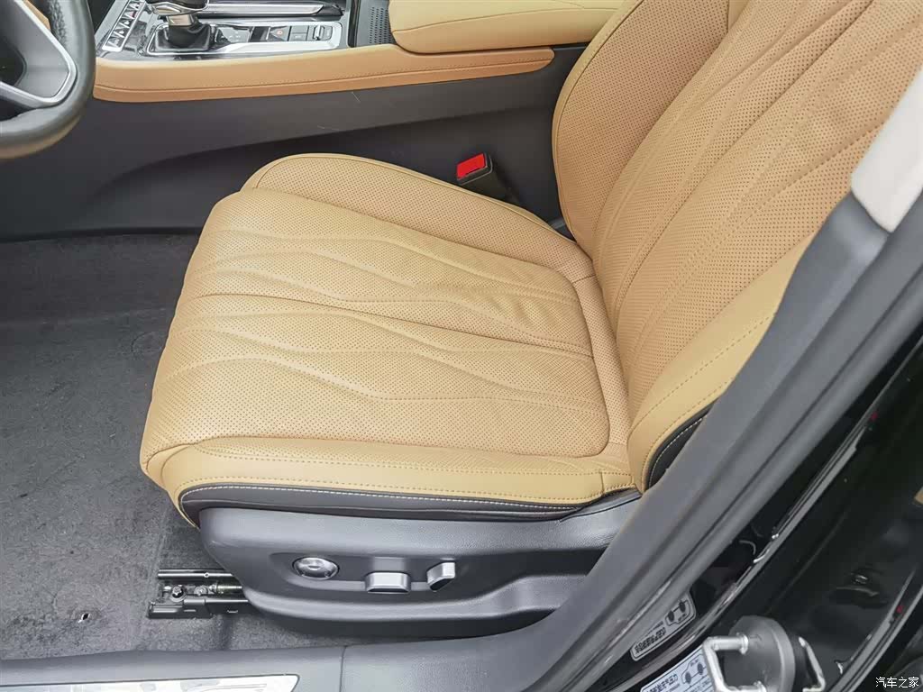Hongqi H5, 2023 20