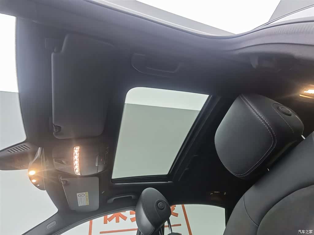 Mercedes-Benz C-Class, 2020 14