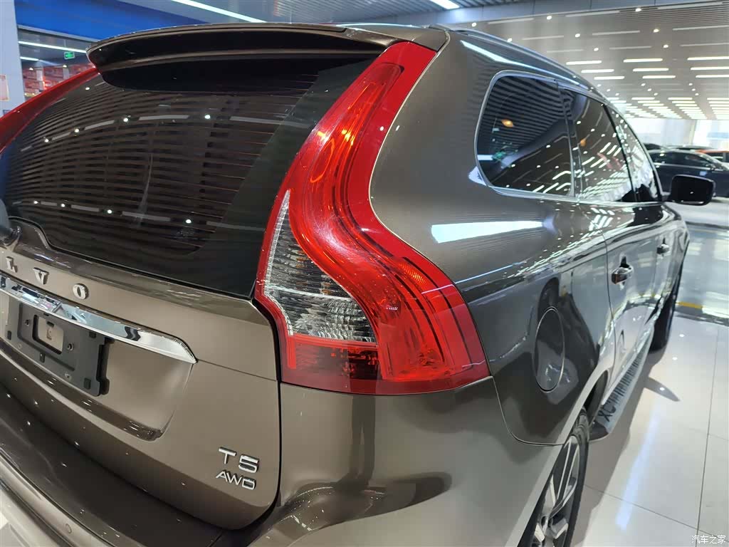 Volvo XC60, 2018 8