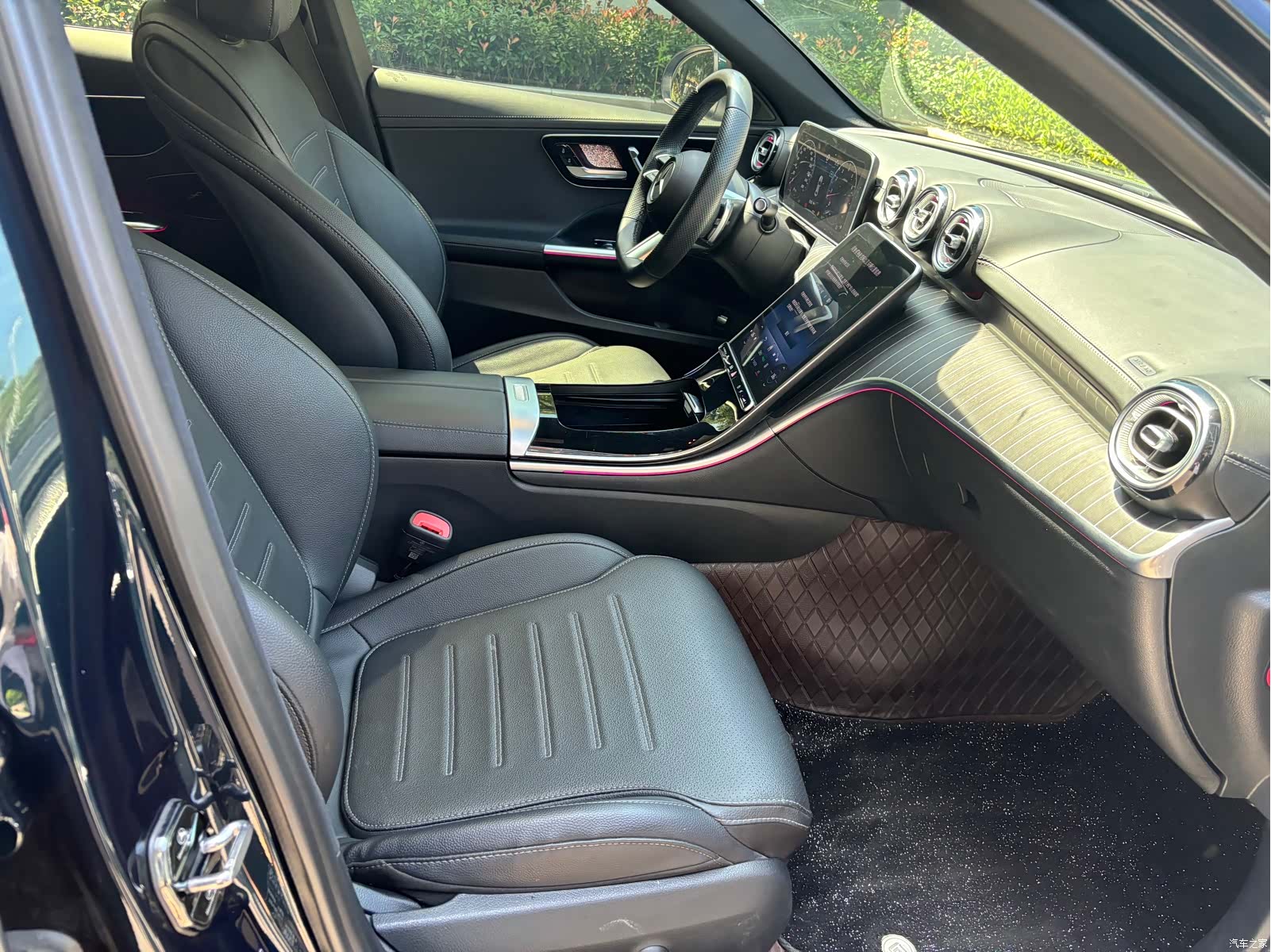 Mercedes-Benz C-Class, 2023 15