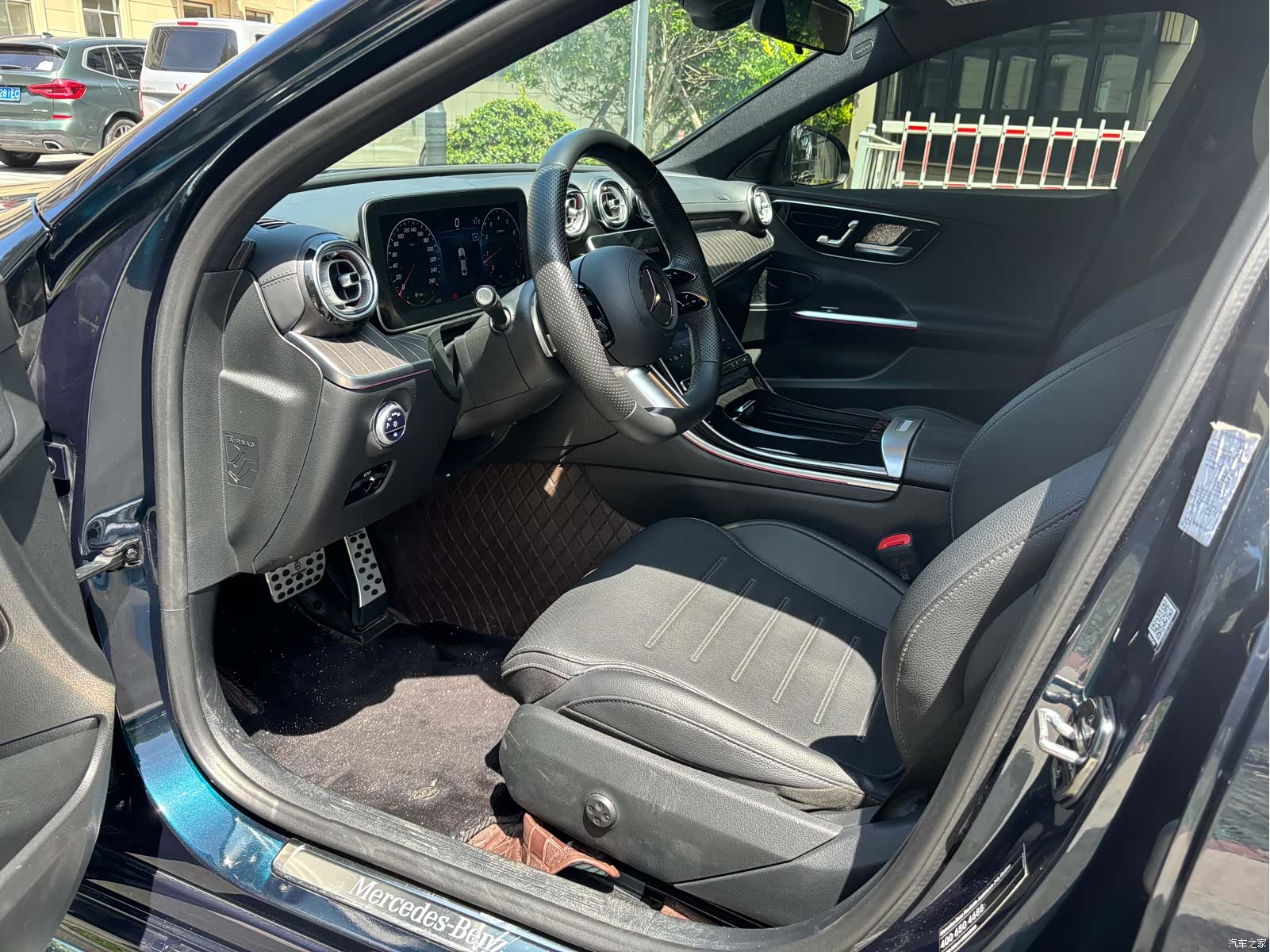 Mercedes-Benz C-Class, 2023 все фото
