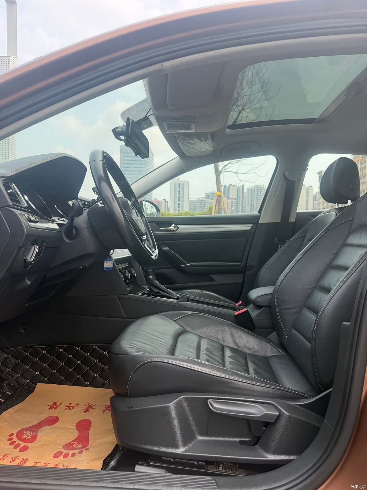 Volkswagen Lamando, 2016 10