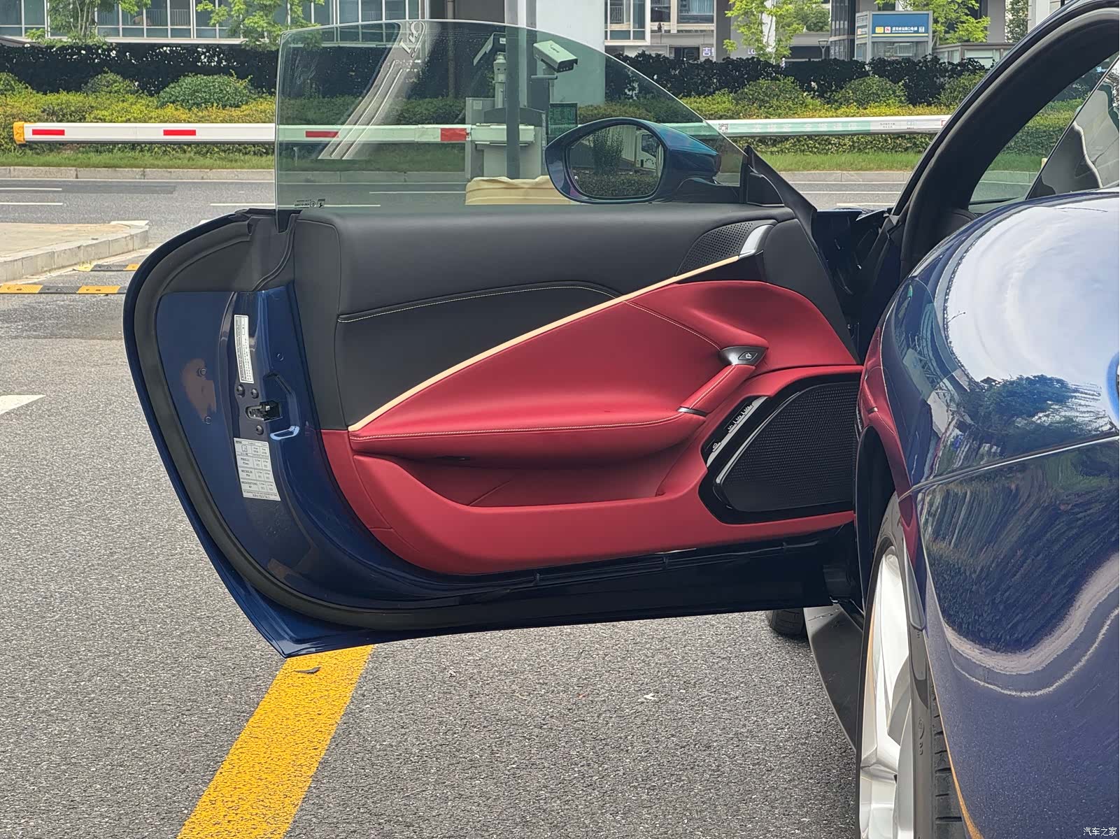 Ferrari Roma, 2022 9