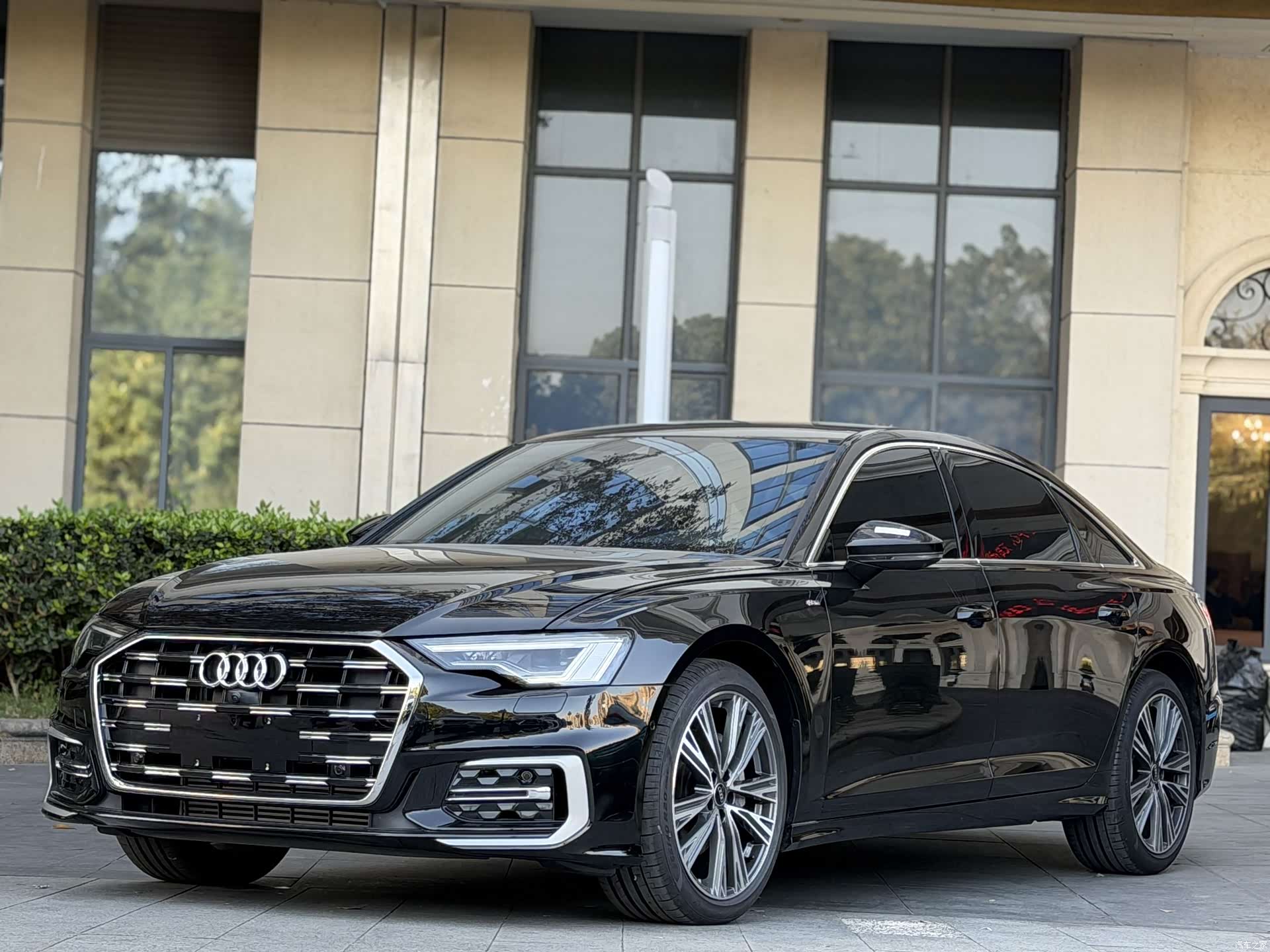 Audi A6L, 2025 1