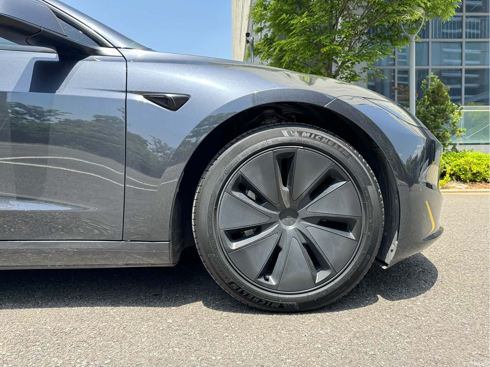 Tesla Model 3, 2024 14