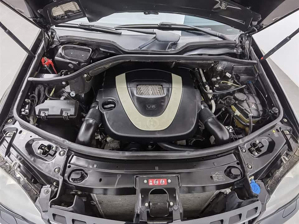 Mercedes-Benz M class