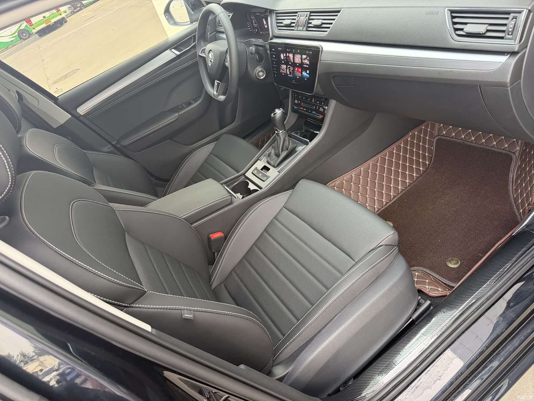 Skoda Superb, 2023 10