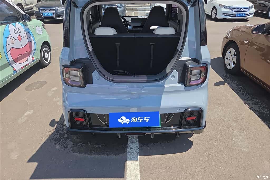 Geely Panda, 2025 4