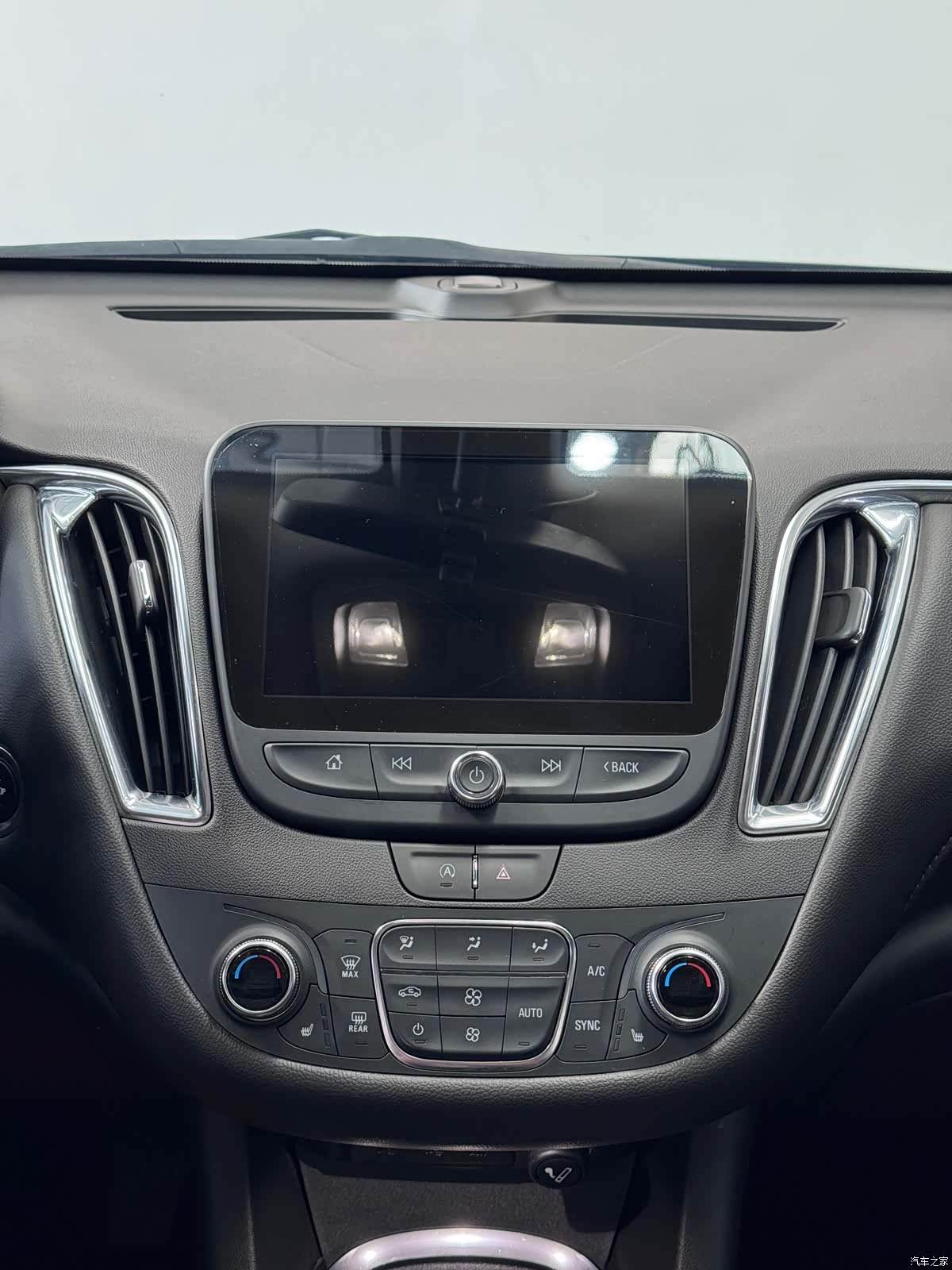 Chevrolet XL, 2022 21