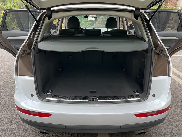 Audi Q5 2015 40 TFSI ji shu xing