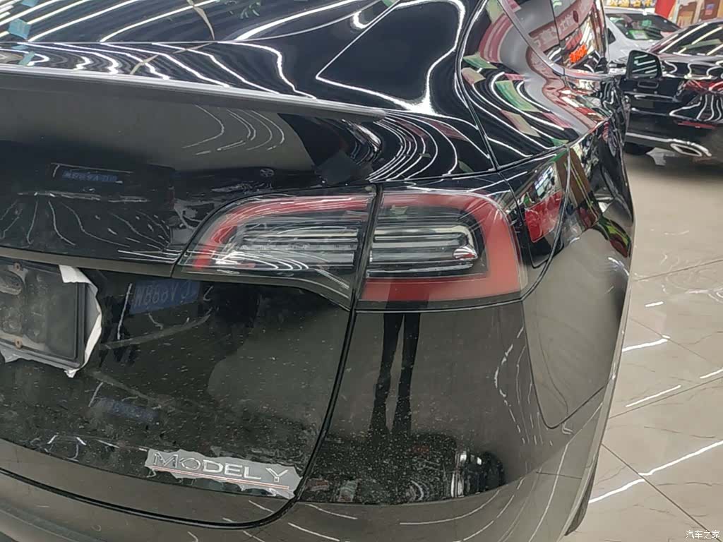 Tesla Model Y, 2022 8