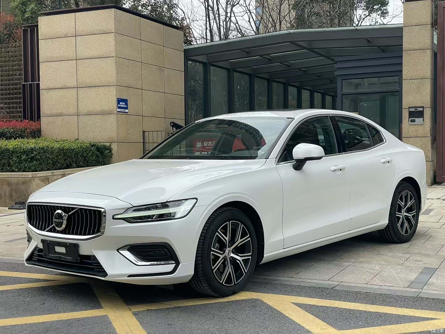 Volvo S60, 2024 1