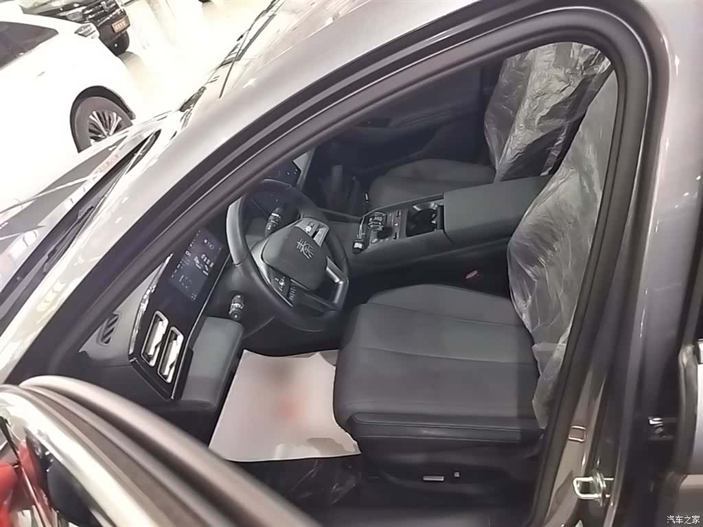 BYD Qin, 2025 16
