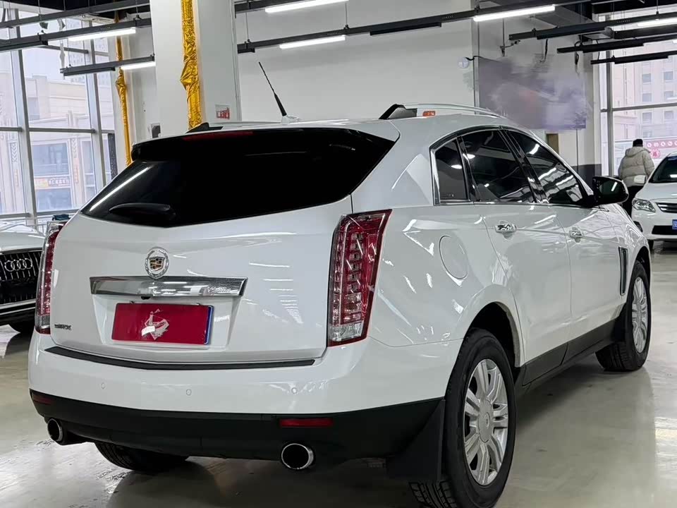 Cadillac SRX