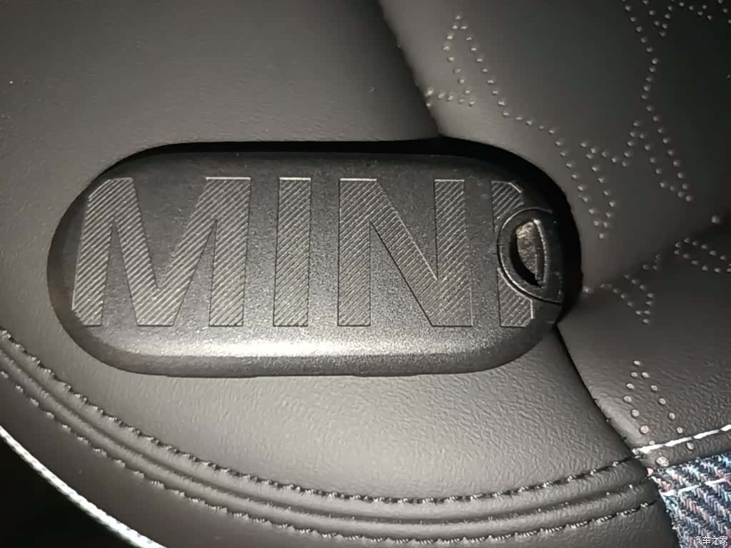 Mini Cooper, 2025 17