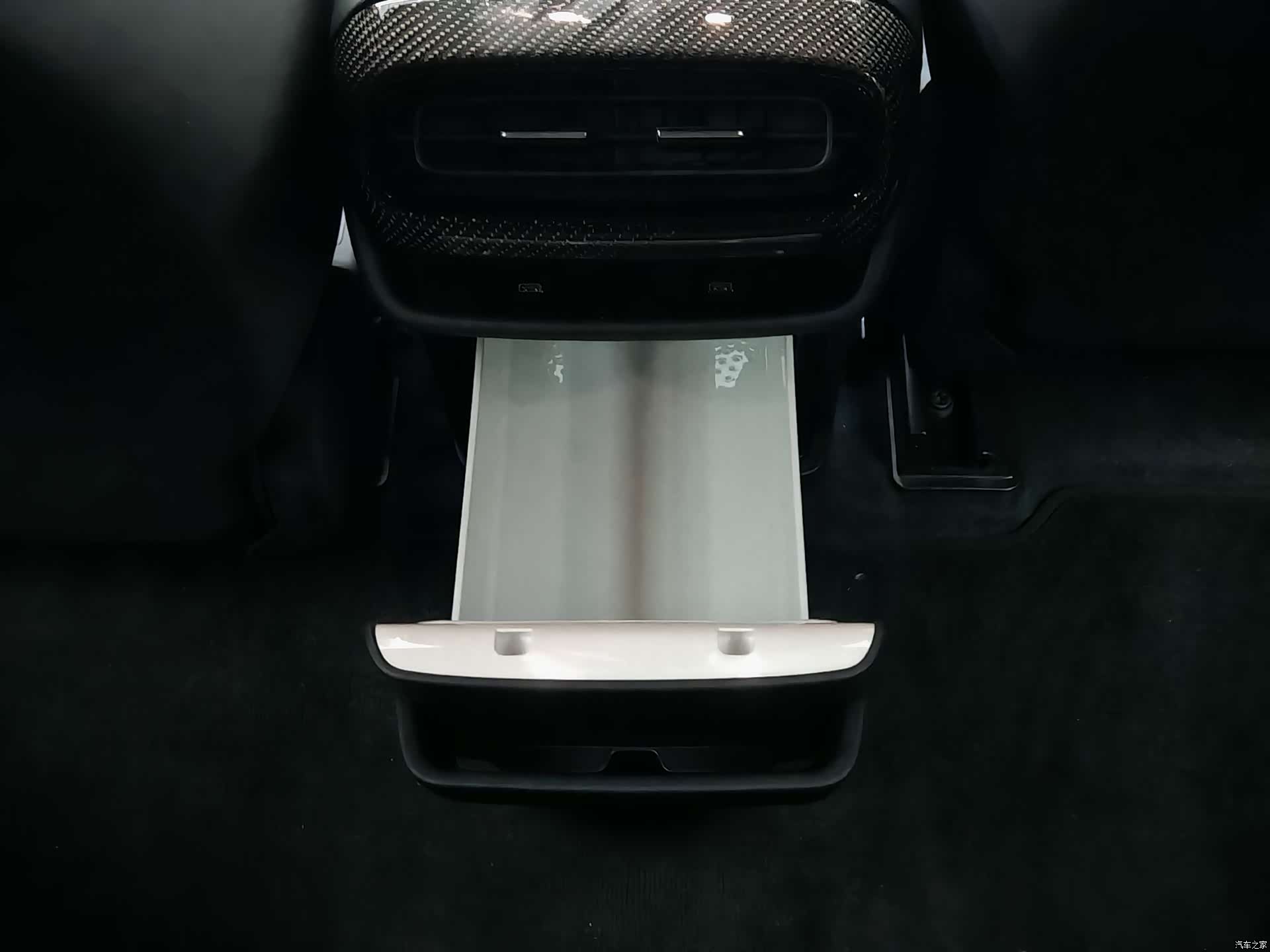 Xiaomi SU7, 2025 16