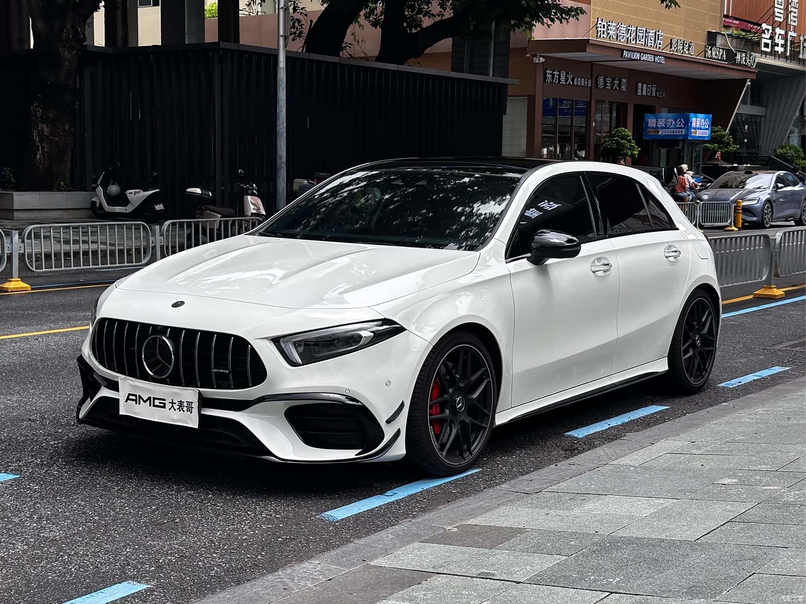 Mercedes-Benz A-Class, 2020 1