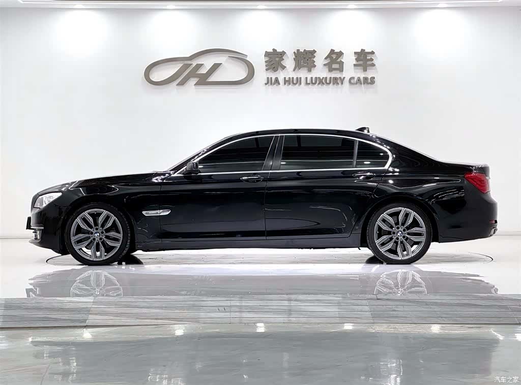 BMW 7 Series, 2012 4